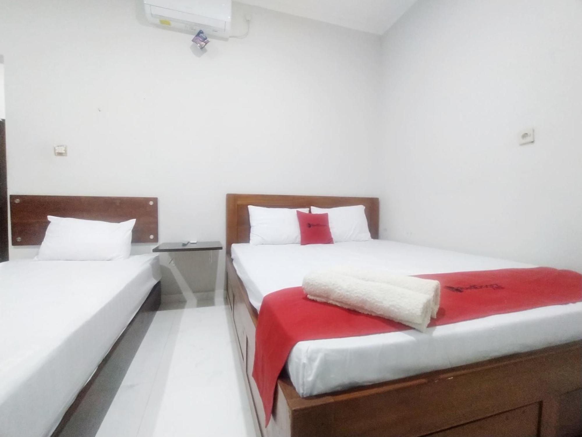 Hotel Reddoorz Syariah Near Stasiun Purwokerto Zewnętrze zdjęcie