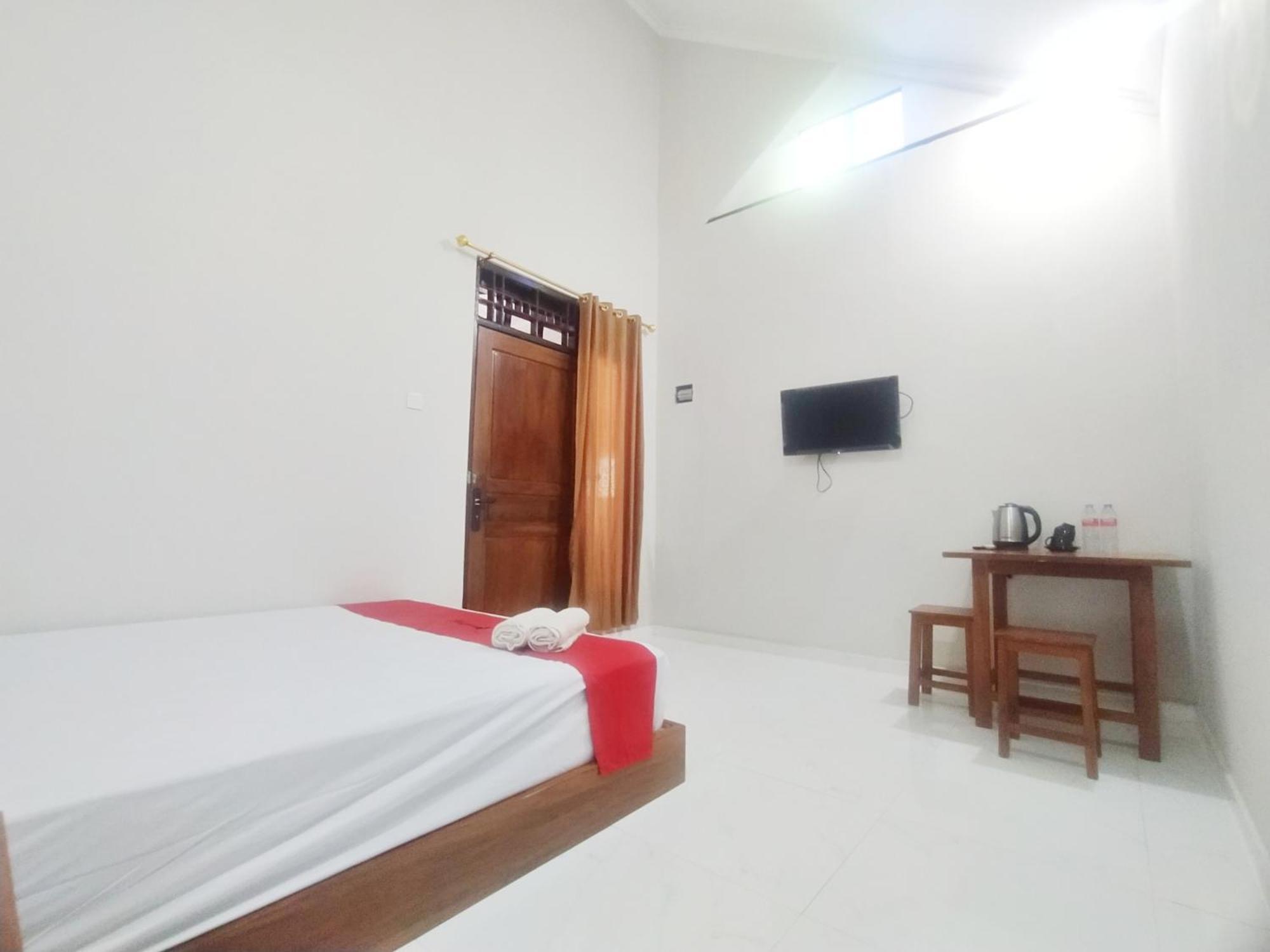 Hotel Reddoorz Syariah Near Stasiun Purwokerto Zewnętrze zdjęcie